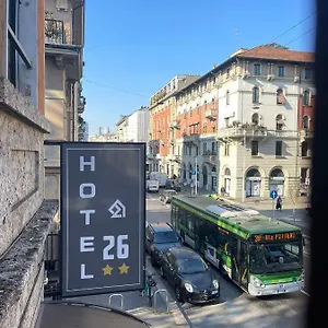 26 ** Milão