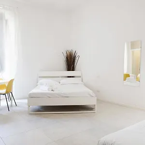 Apartament Smart Station, Mediolan